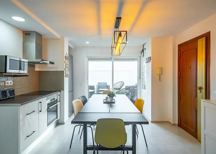 Sunny On Cabanal Beach Apartment