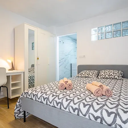 Sunny On Cabanal Beach Apartment
